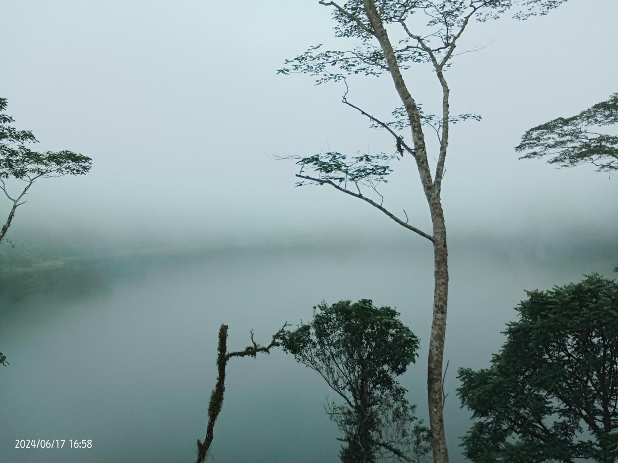 Petra Homestay Bangka Leda Ruteng Exteriér fotografie