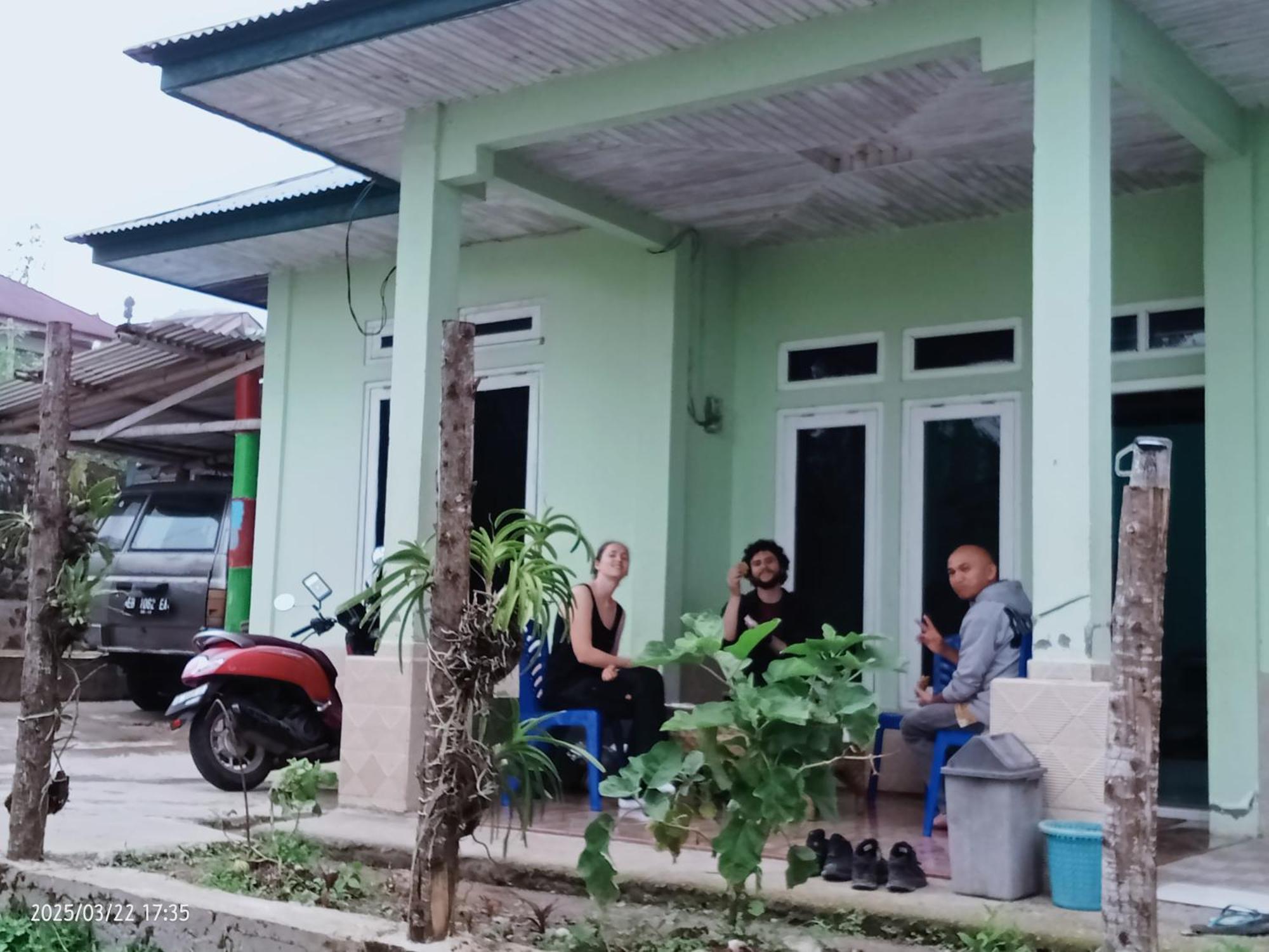 Petra Homestay Bangka Leda Ruteng Exteriér fotografie